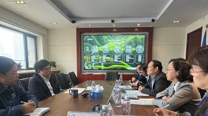 春潮涌動，使命催征。全國兩會勝利閉幕后，3月11日至13日，全國政協委員，甘肅文旅集團黨委書記、董事長石培文帶領集團黨委副書記、總經理馬文玫、集團分管負責同志及相關子公司負責人，以“開局即決戰、起步即